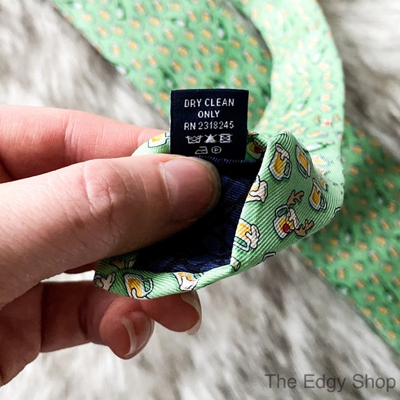 Vineyard Vines | Red Nosed Reinbeer Silk Tie - Picture 7 of 7